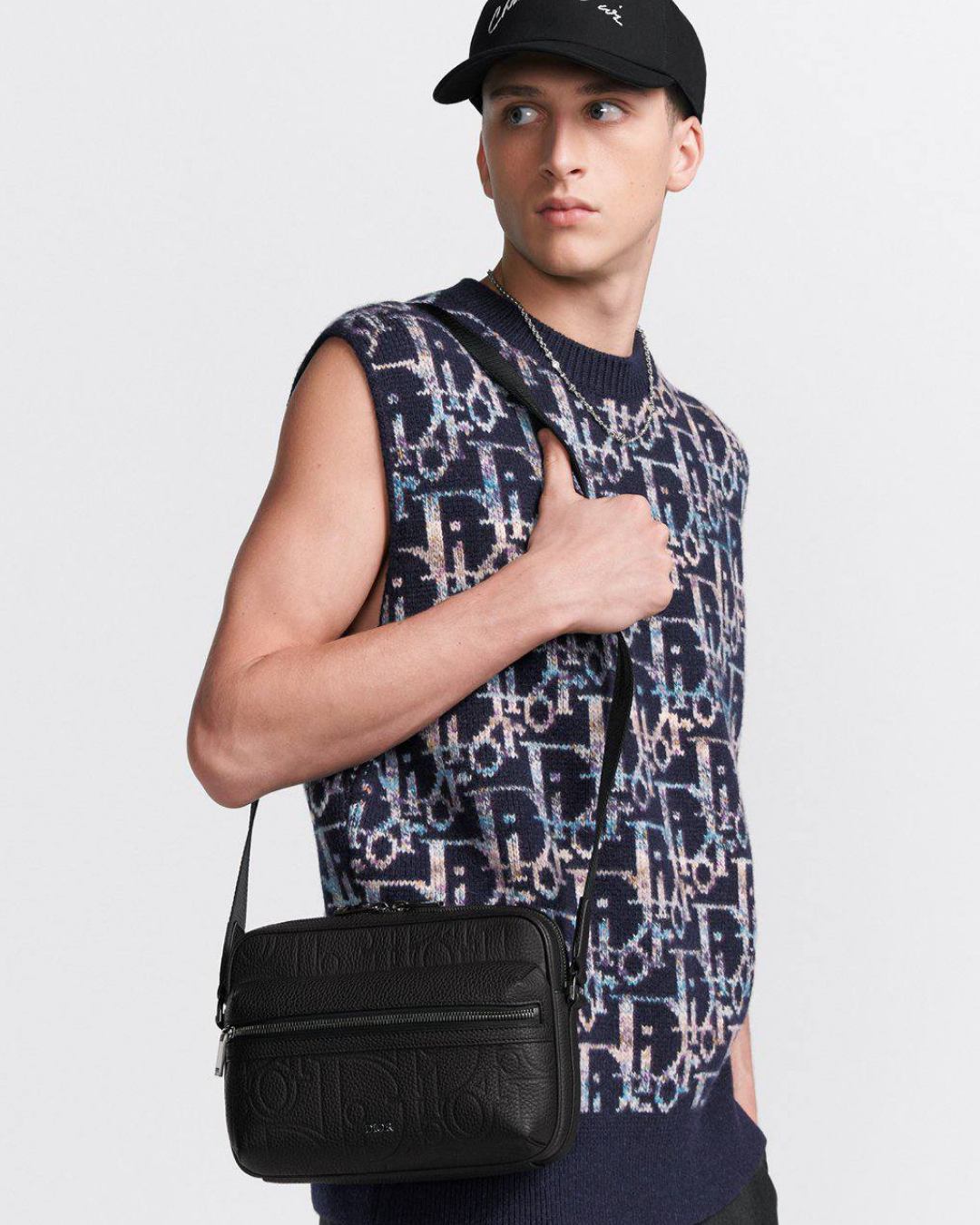 Dior Messenger Zipped 1