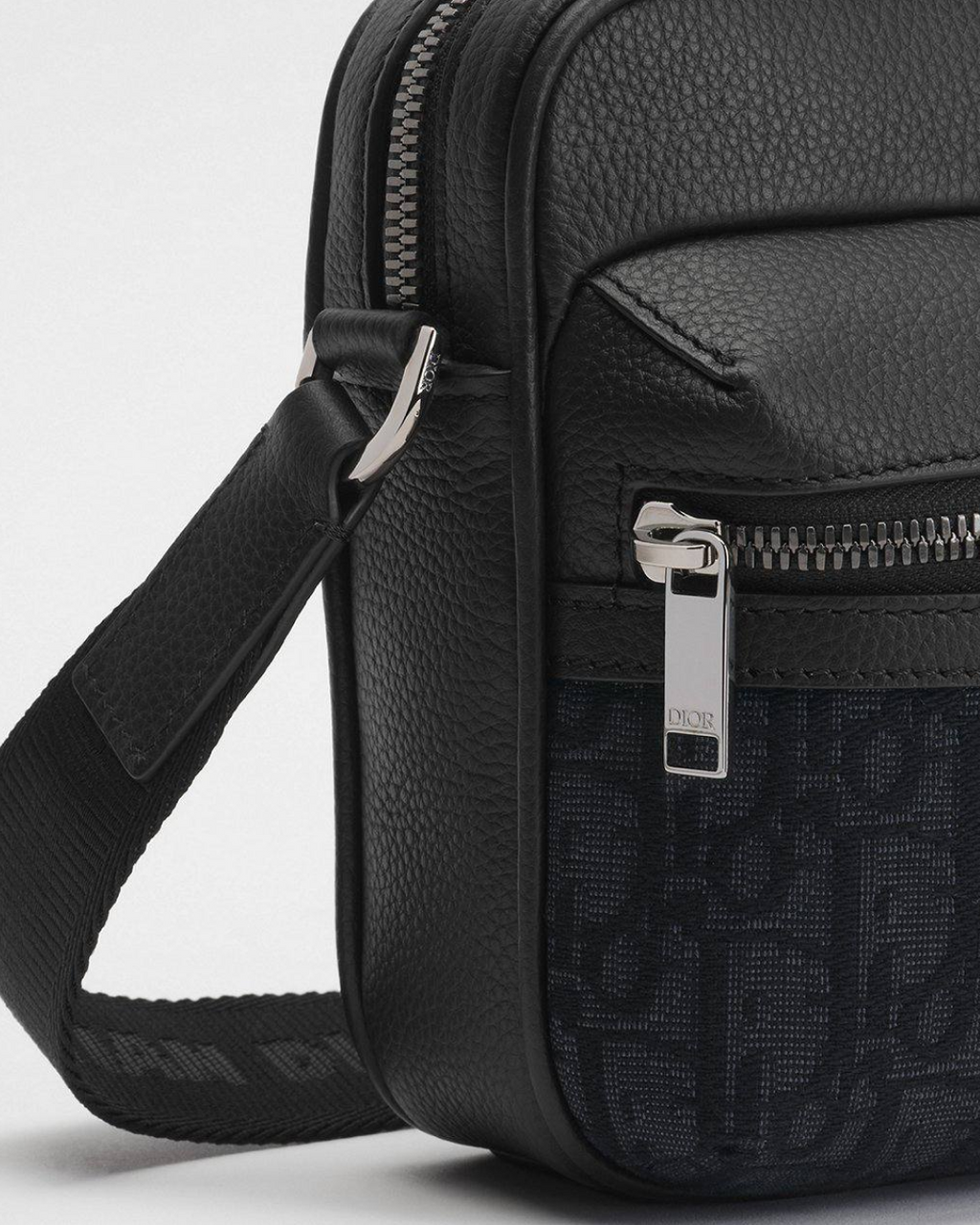 Dior Messenger Zipped 2.0